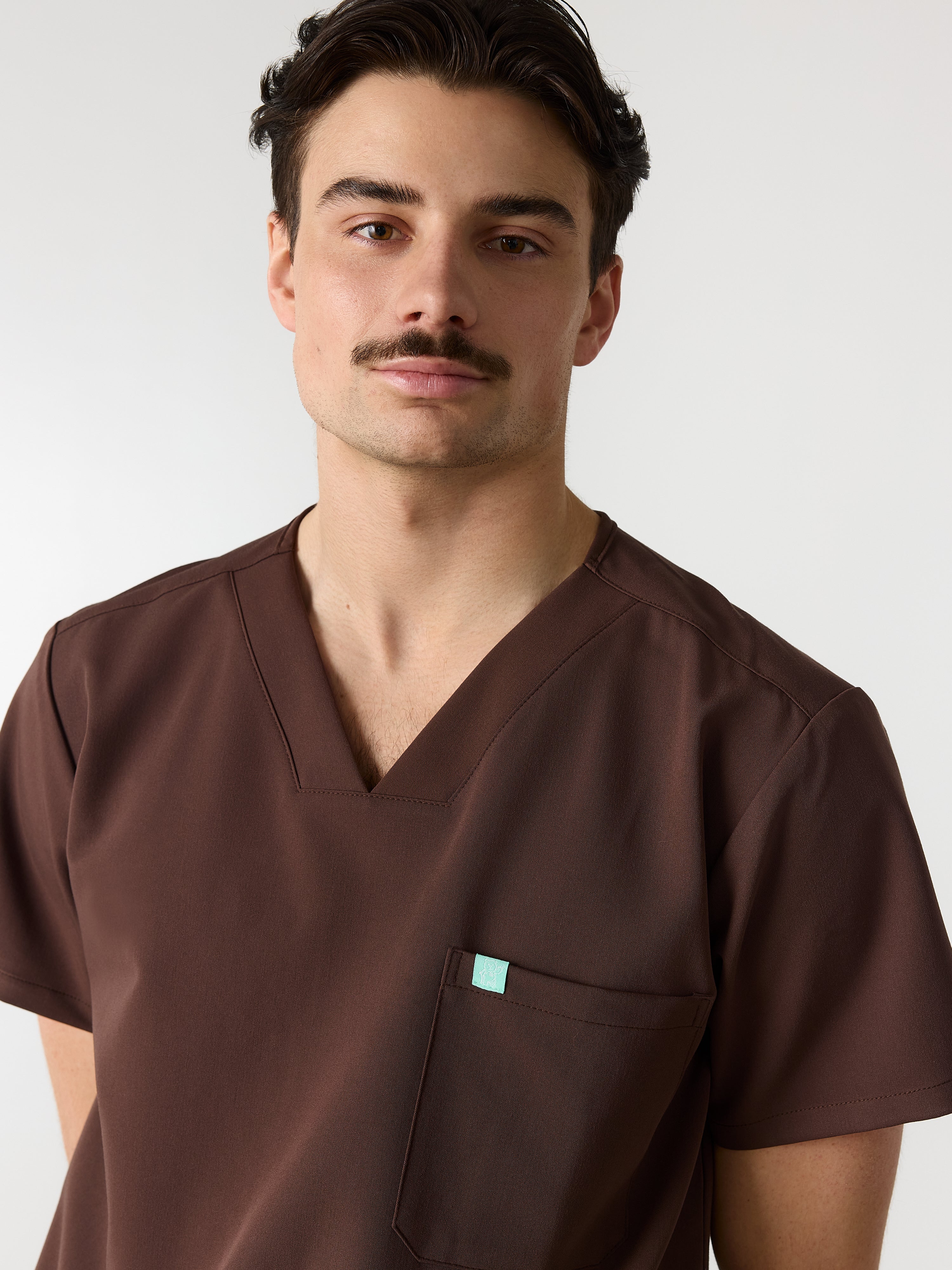 LOGAN RE-GARDE™ - CHOCOLATE - One Pocket Men's Scrub Top - SILVADUR™ - Image 3
