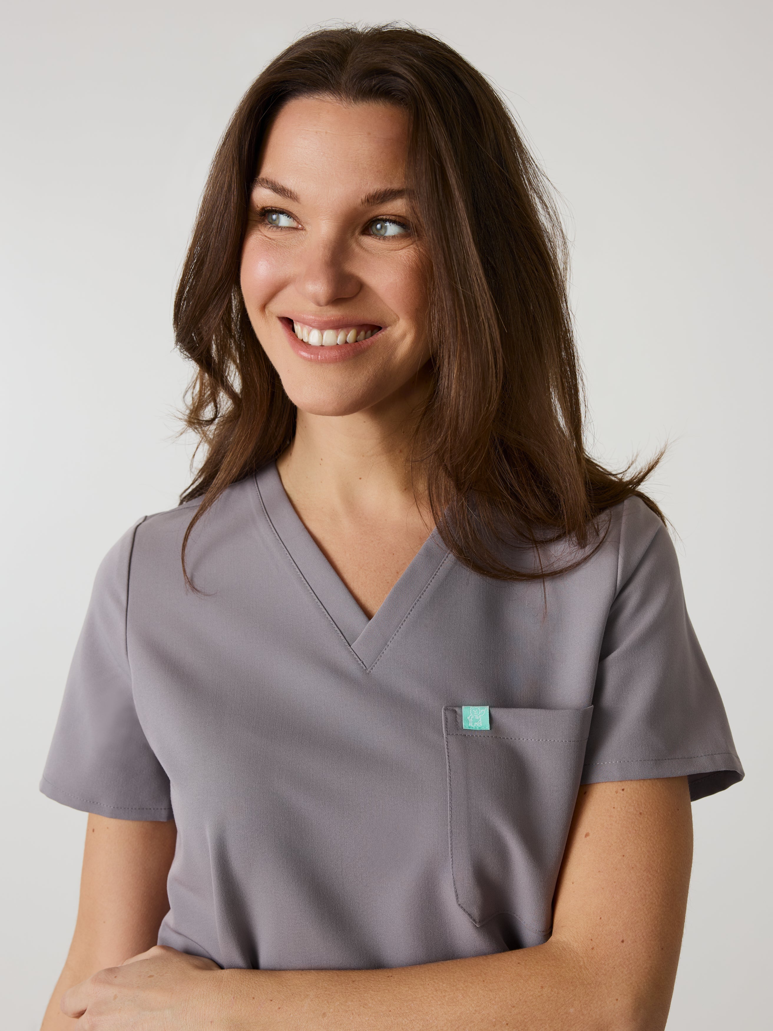 GABRIELLE RE-GARDE™ - ECLIPSE GREY - One Pocket Scrub Top - SILVADUR™ - Image 3