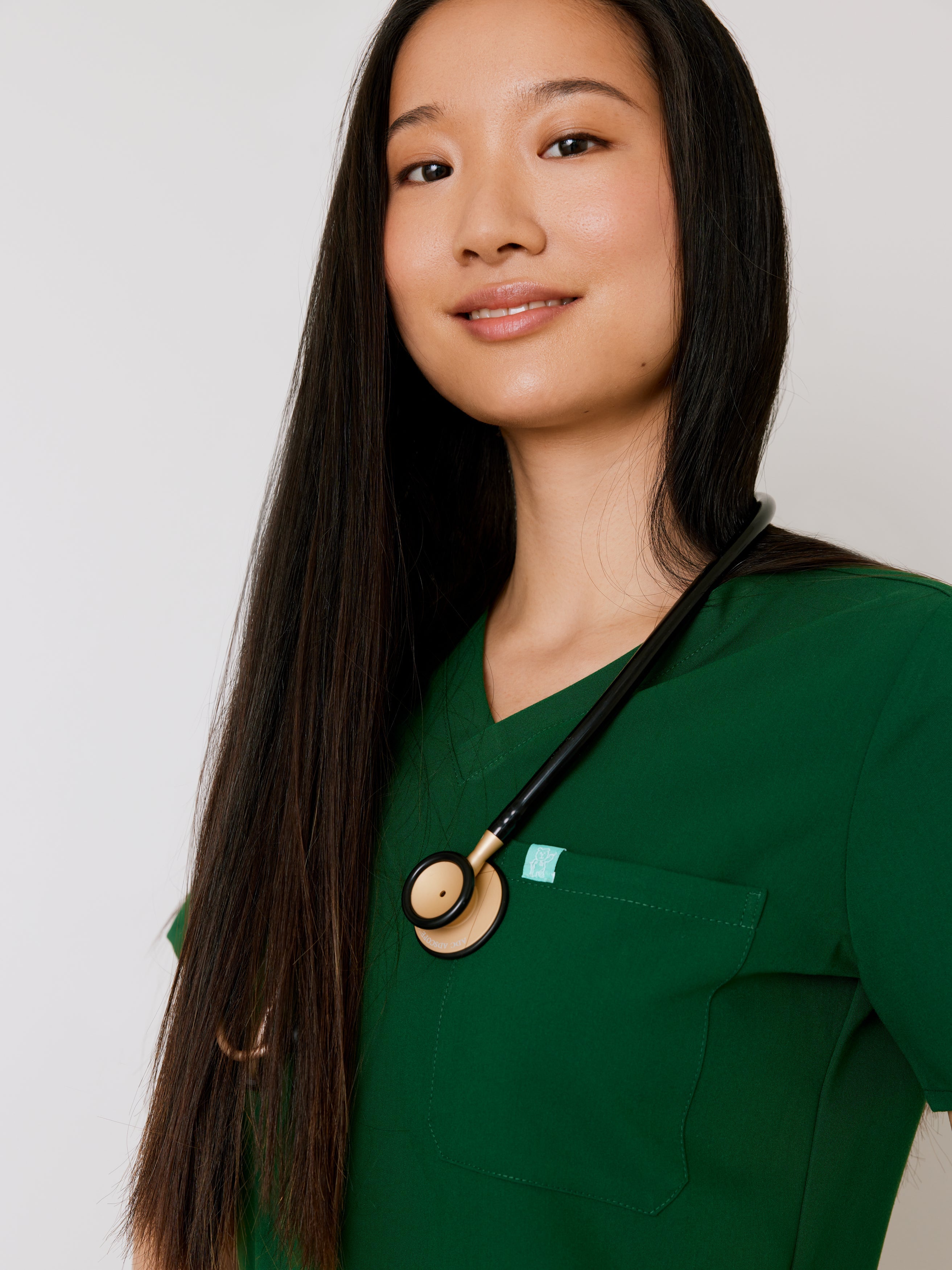GABRIELLE RE-GARDE™ - EDEN GREEN - One Pocket Scrub Top - SILVADUR™ - Final Sale - Image 2