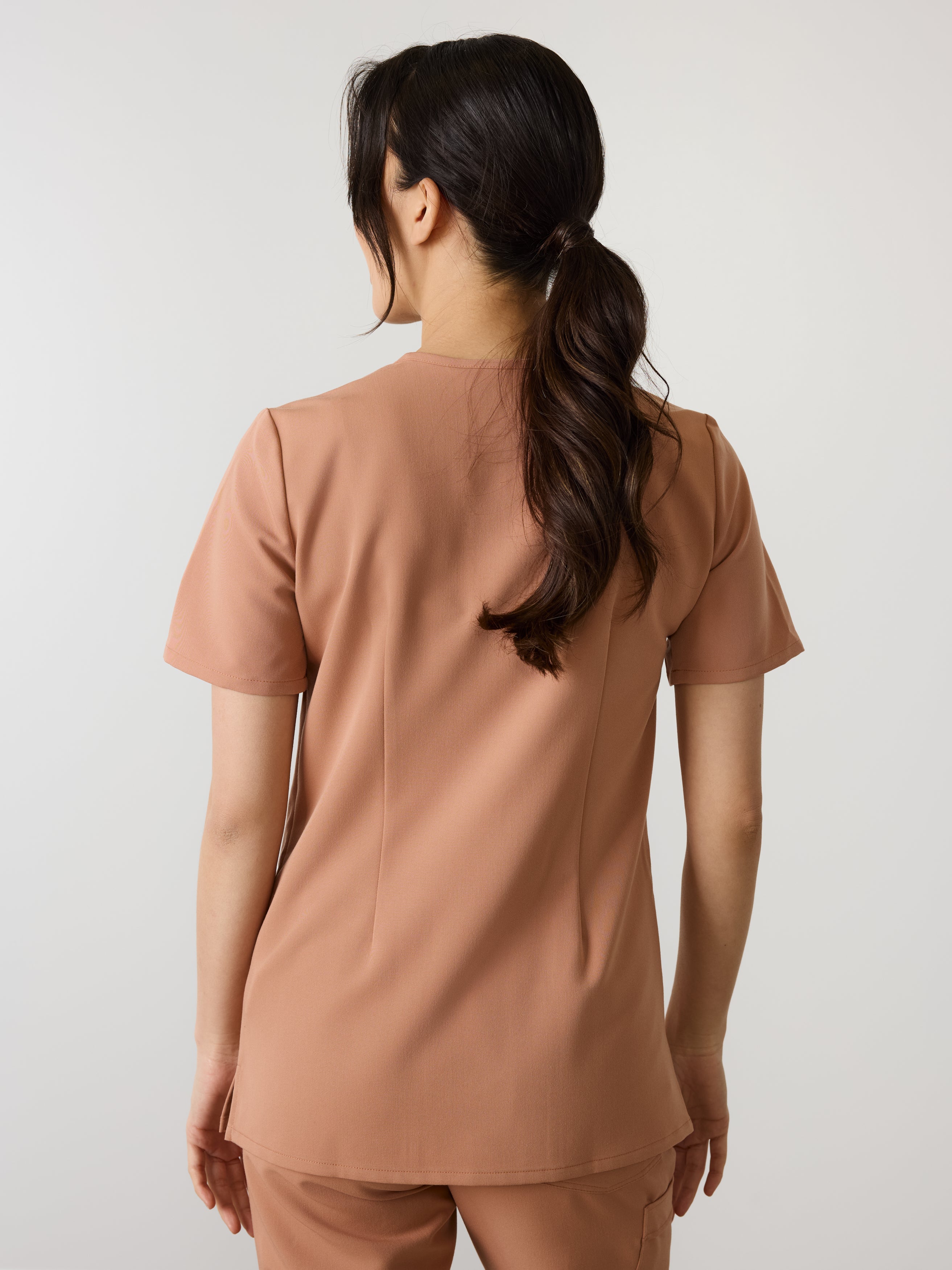 LIV RE-GARDE™ - MOCHA - Three Pockets Scrub Top - SILVADUR™ - Image 2