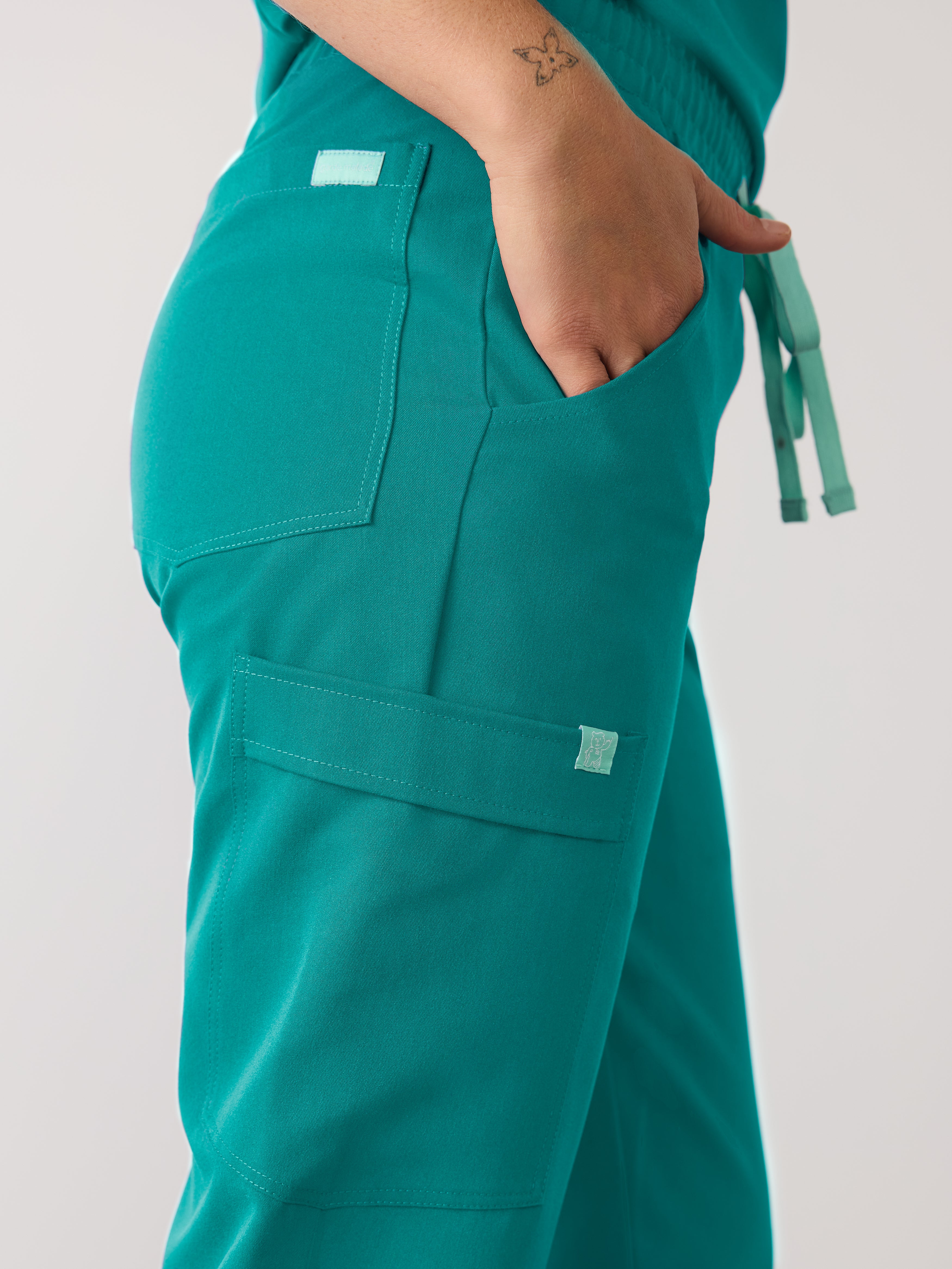 JULIETA RE-GARDE™ - ARCTIC MINT - Straight Cut Scrub Pants - SILVADUR™ - Image 2