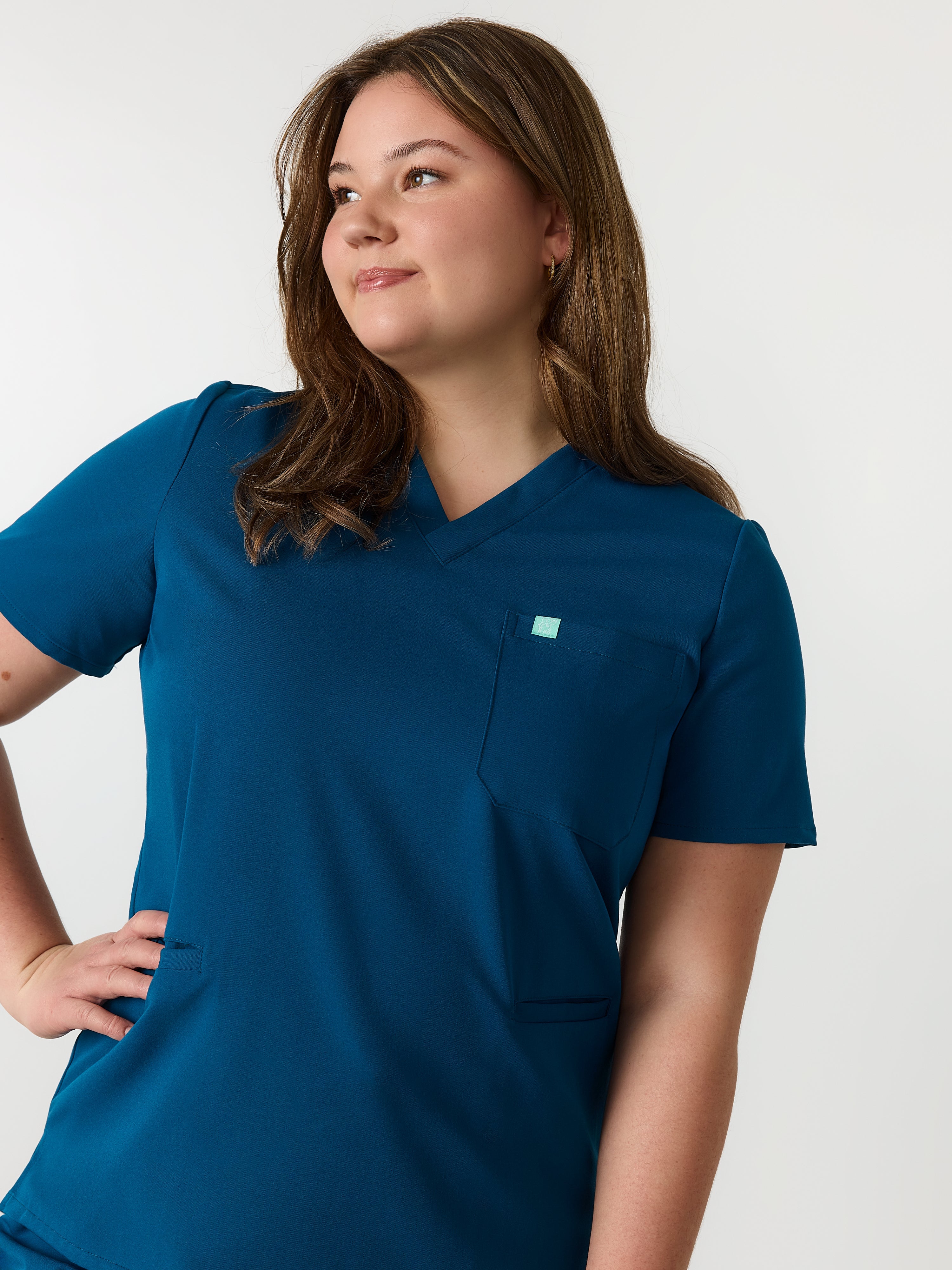 LIV RE-GARDE™ - OPAL BLUE - Three Pockets Scrub Top - SILVADUR™ - Image 3
