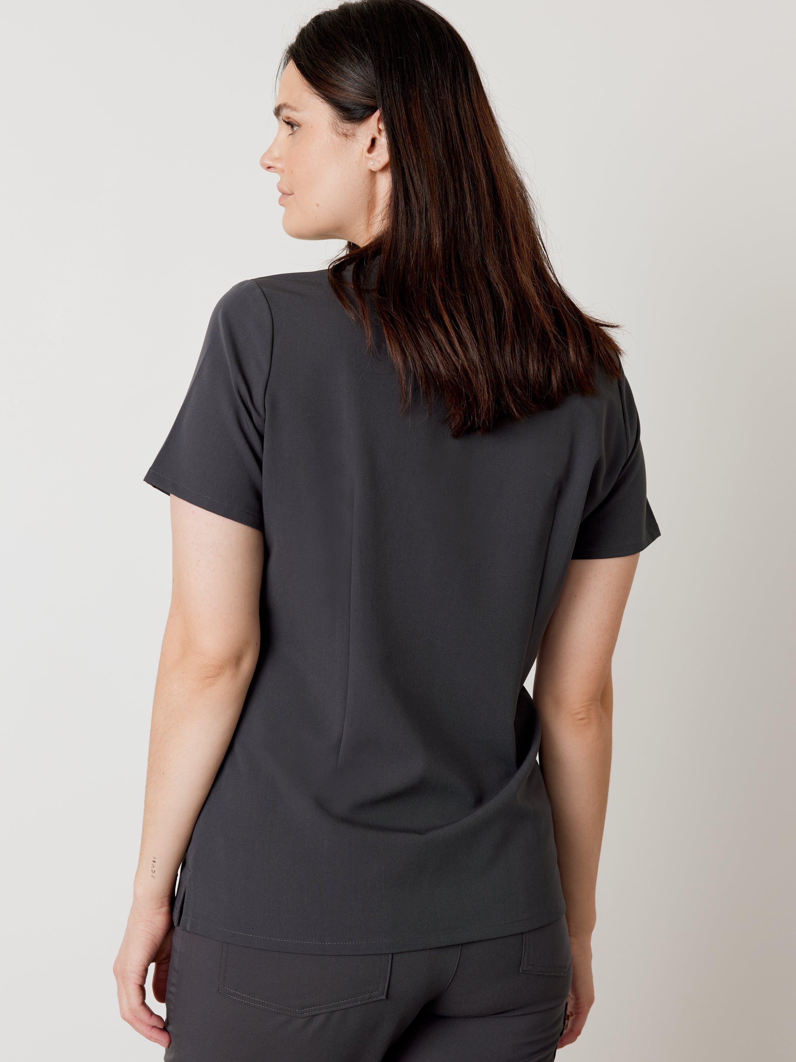 CHLOE RE-GARDE™ - CHARCOAL - Three Pockets Scrub Top - SILVADUR™ - Image 3