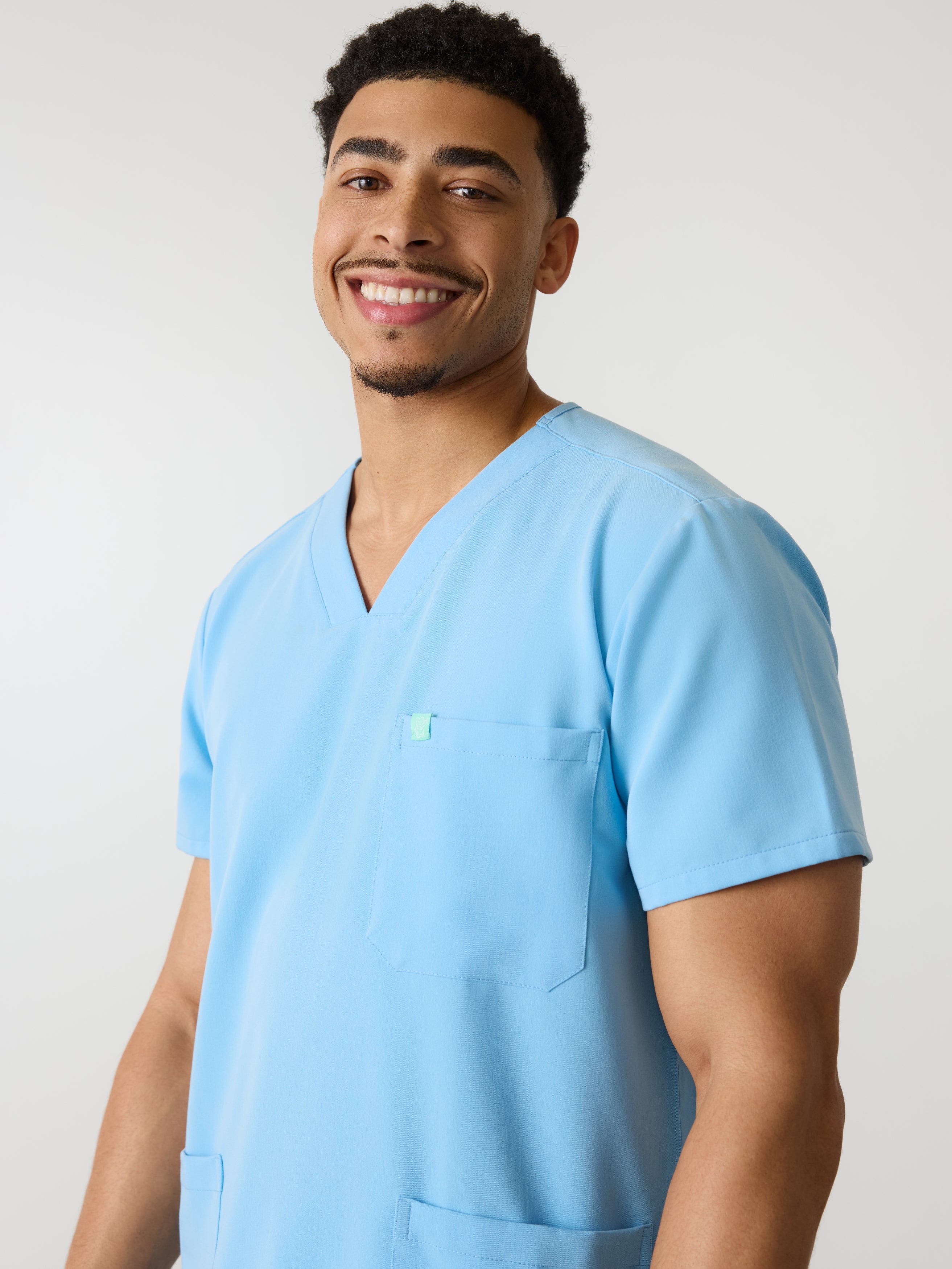ZACK RE-GARDE™ - CLASSIC BLUE - Three Pockets Men's Scrub Top - SILVADUR™ - Image 3