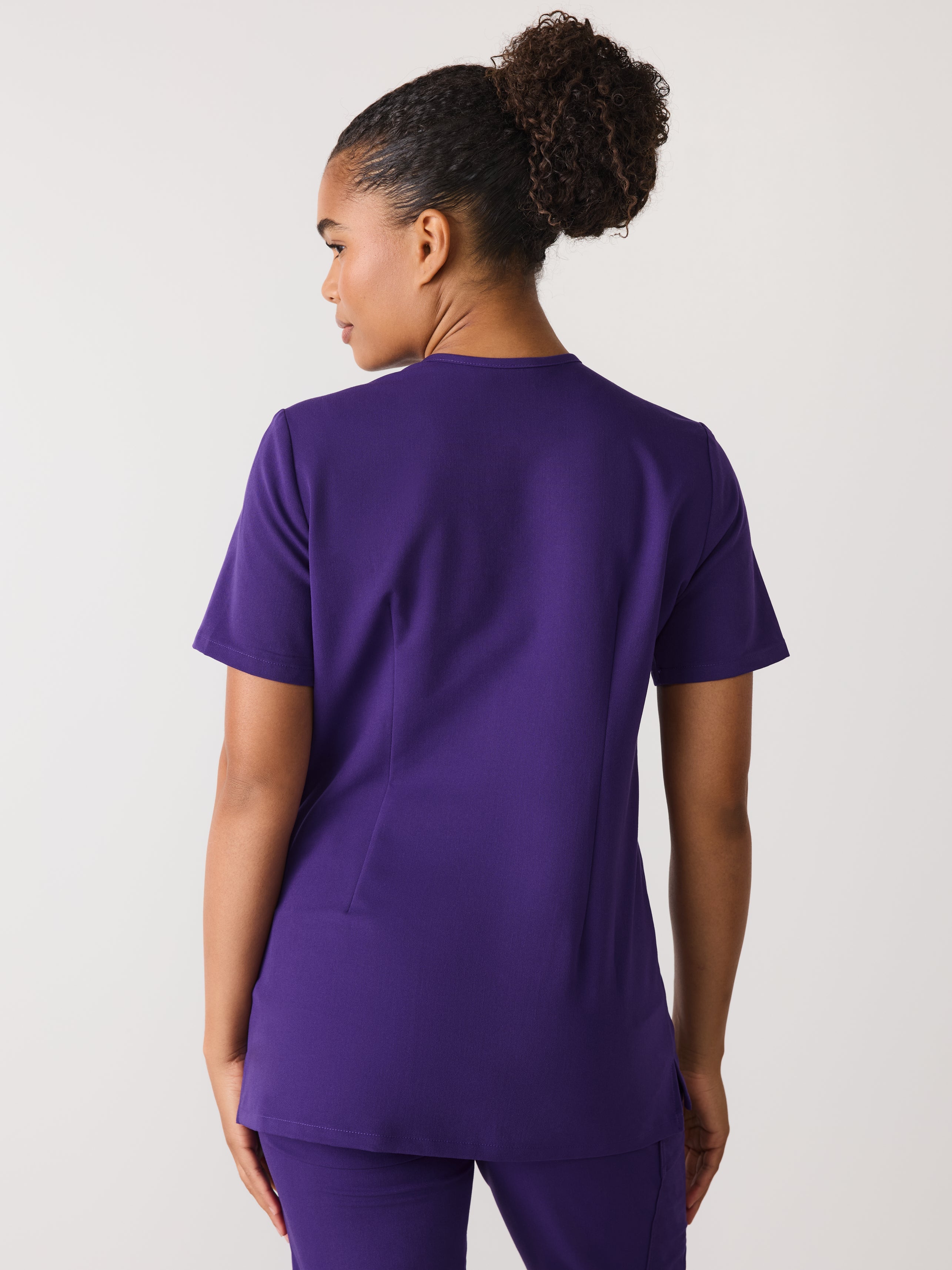 LIV RE-GARDE™ - MIDNIGHT VELVET - Three Pockets Scrub Top - SILVADUR™ - Final Sale - Image 3