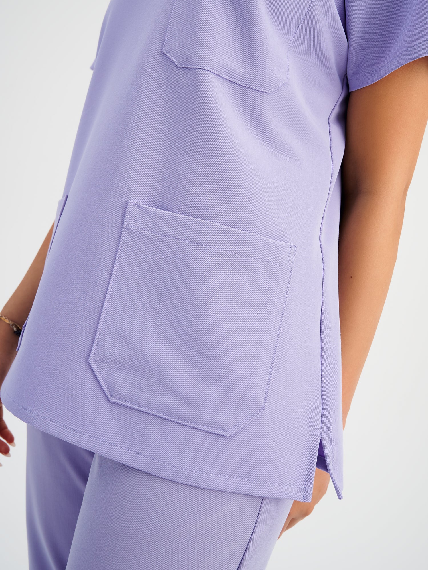 CHLOE RE-GARDE™ - LAVENDER - Three Pockets Scrub Top - Final Sale - Image 3