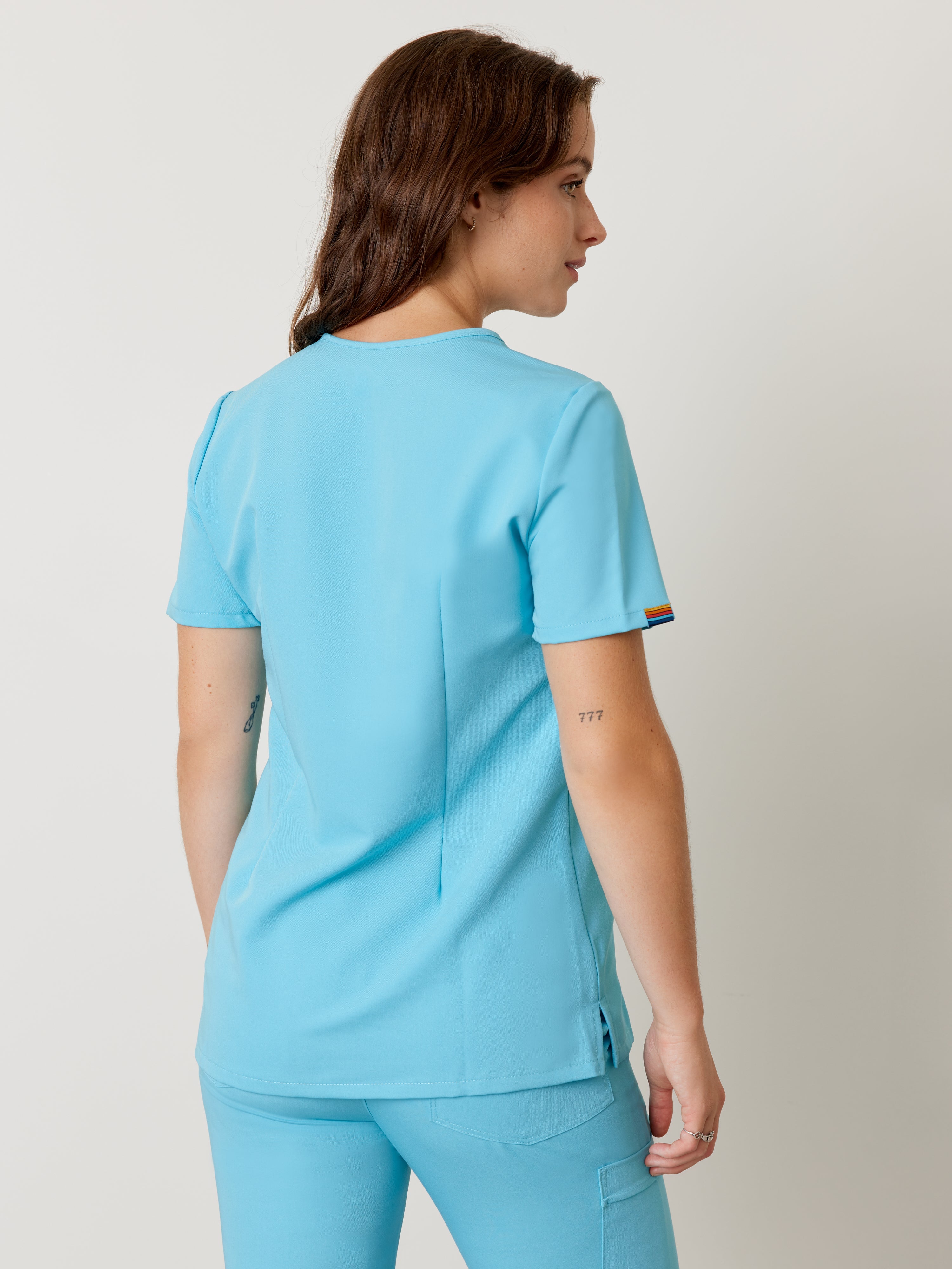 GABRIELLE RE-GARDE™ - RETRO BLUE - One Pocket Scrub Top - Final Sale - Image 2