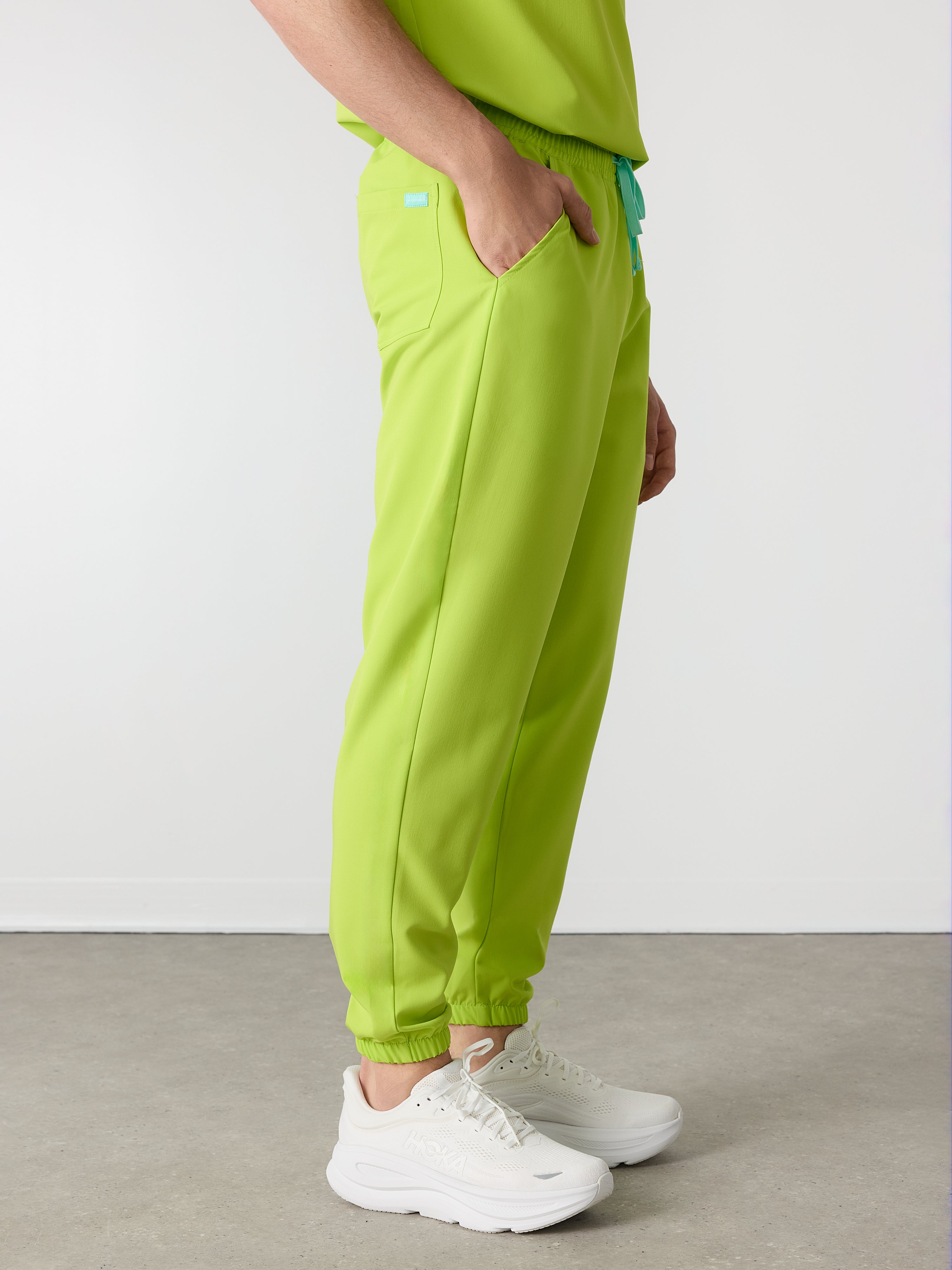WILLIAM RE-GARDE™ - LIME - Men's Jogger Pants - SILVADUR™ - Image 4
