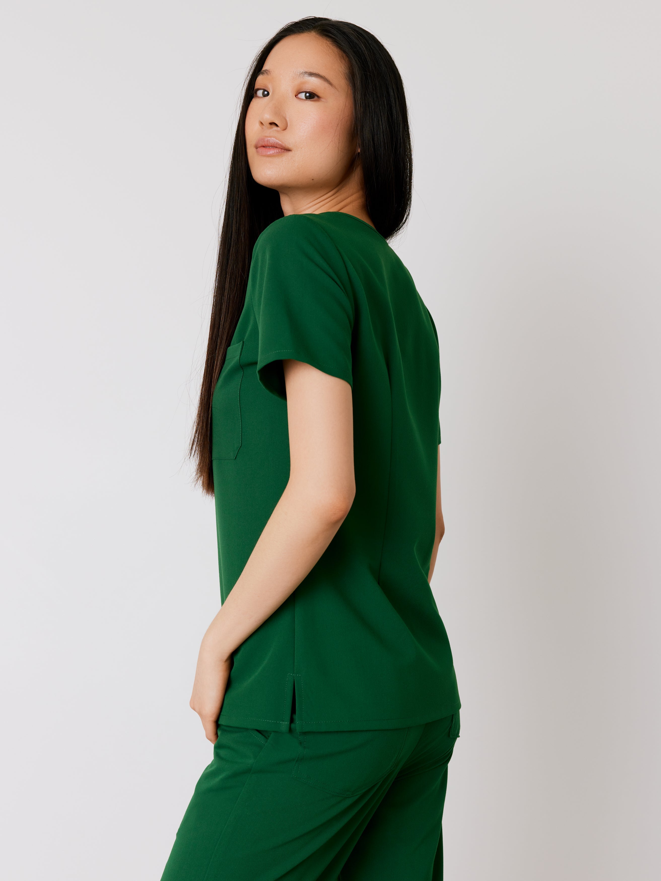 GABRIELLE RE-GARDE™ - EDEN GREEN - One Pocket Scrub Top - SILVADUR™ - Final Sale - Image 3