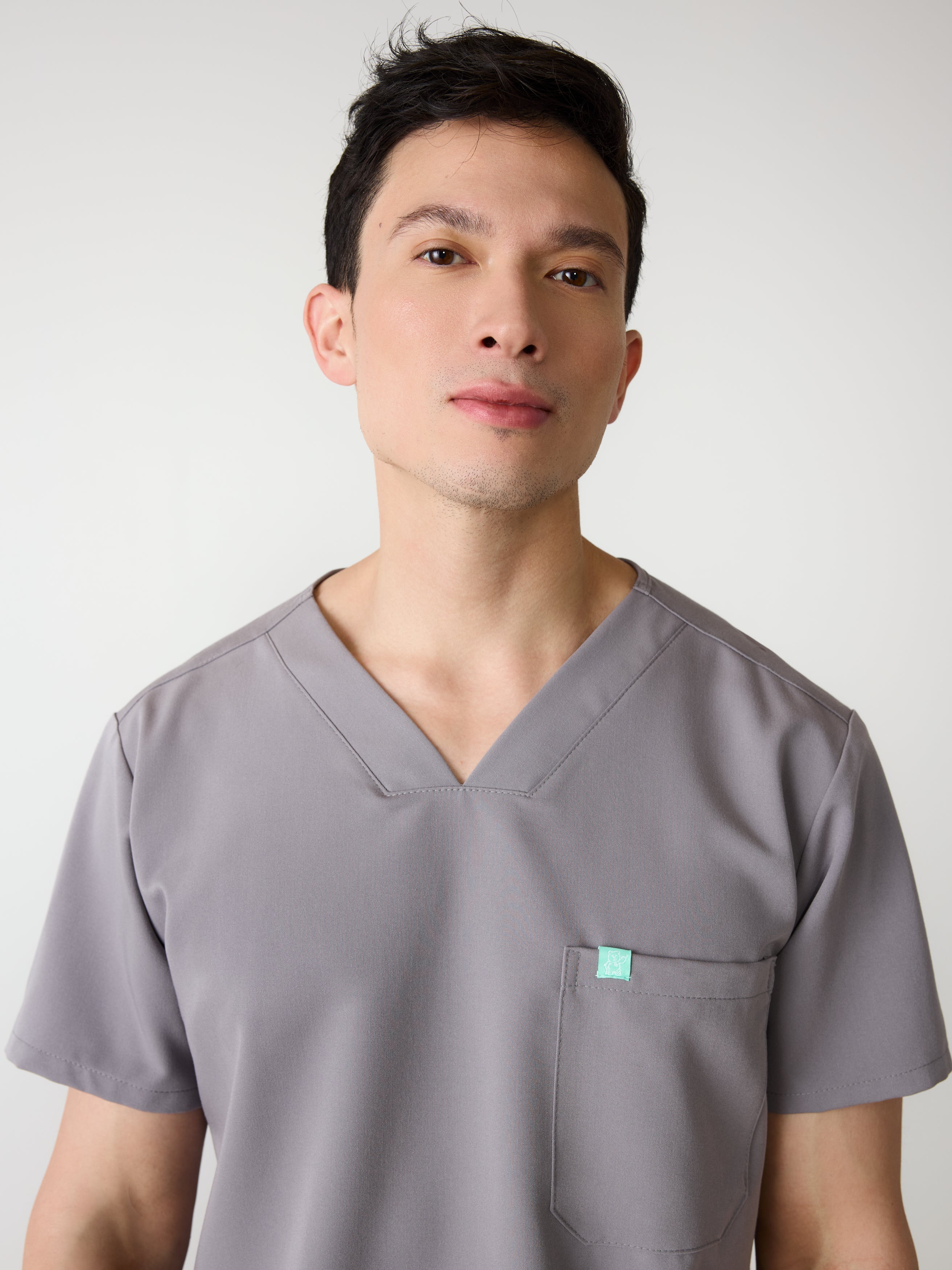 LOGAN RE-GARDE™ - ECLIPSE GREY - One Pocket Men's Scrub Top - SILVADUR™ - Image 2