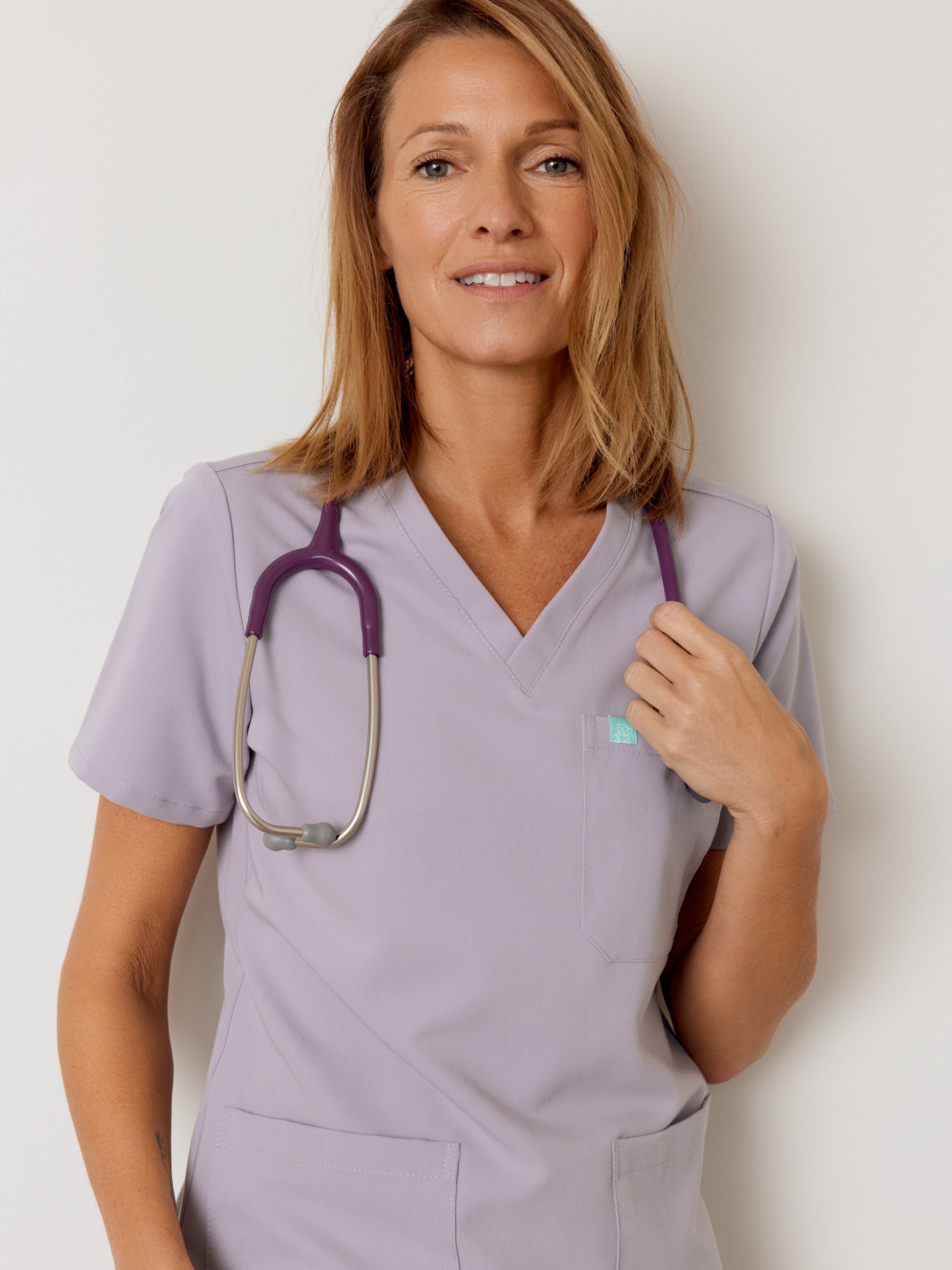 CHLOE RE-GARDE™ - PEARL - Three Pockets Scrub Top - SILVADUR™ - Final Sale - Image 2